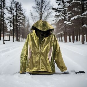 Women's Spyder 3 in 1 Green/White Ski Jacket Size 8‎ Many Pockets, 2 Jackets